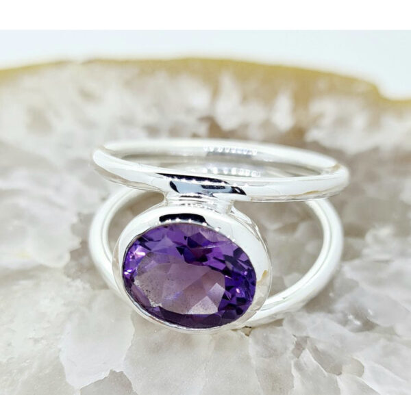 Amethyst ring- Sterling silver size 9