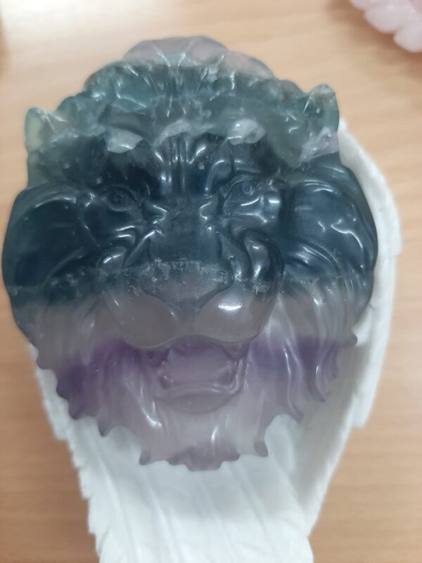 Fluorite lion head