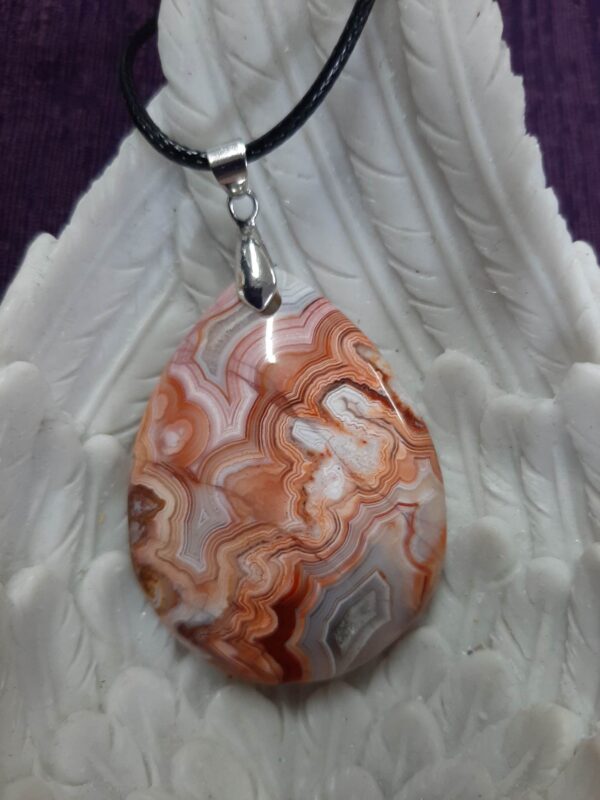 Crazy lace agate pendant (bs)