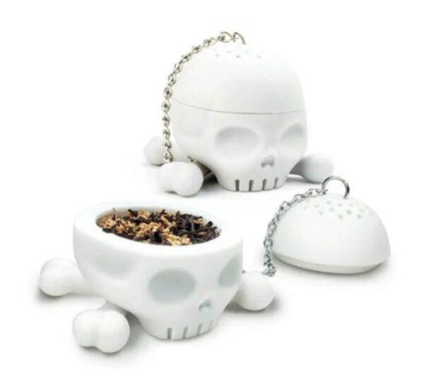 Food grade silicone tea infuser strainer- skull and cross bones