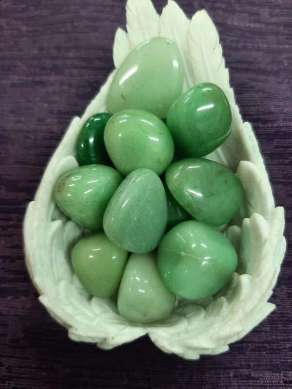 Small green aventurine tumble (bs)