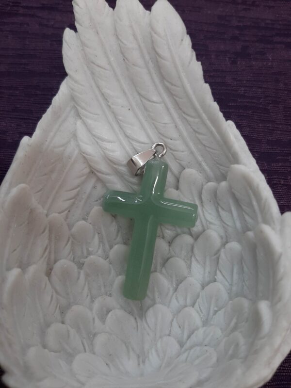 Green aventurine cross pendant  (bs)