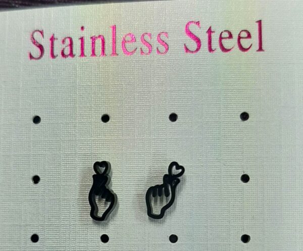 Stainless steel black hand heart studs (bs)