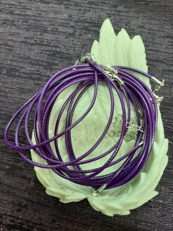 Single strand purple jewellers cord with clips (bs)