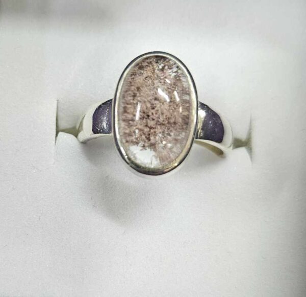 Garden quartz ring - size 8