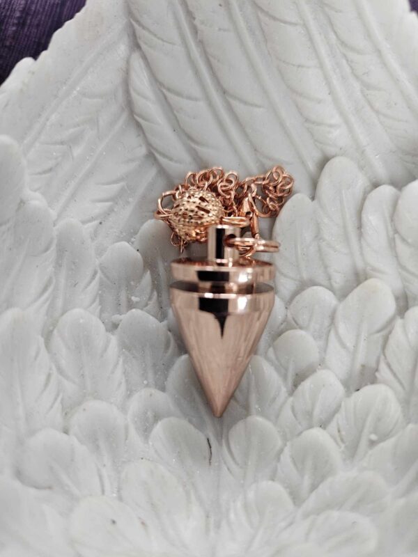 Small rose gold pendulum