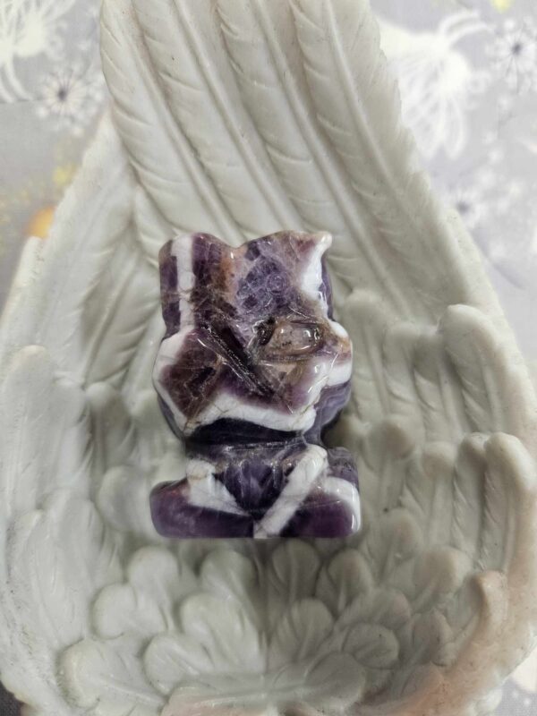 Chevon amethyst owl