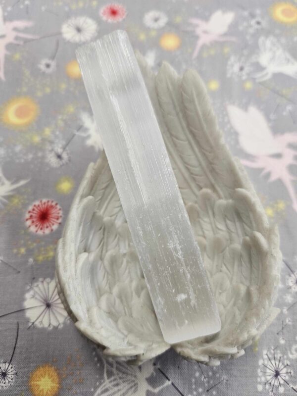 Raw selenite rod