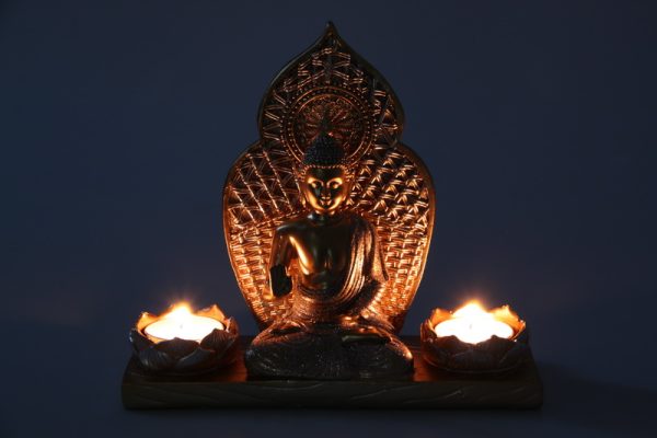 Gold buddha tealight holder - Image 2