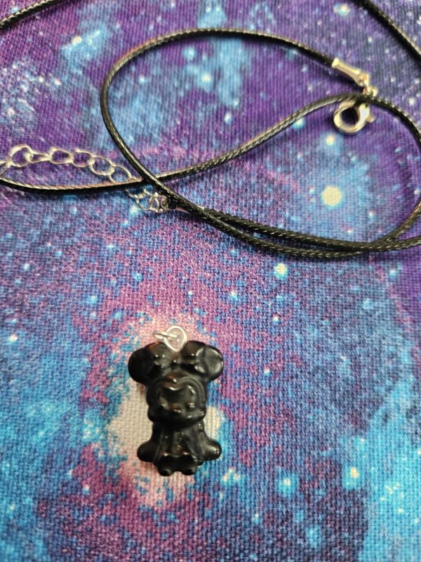 Black obsidian Minnie mouse pendant (bs)