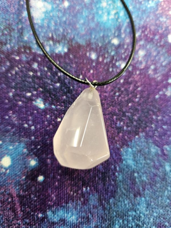 Rose quartz pendant