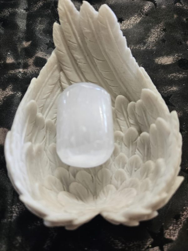 Large selenite tumble (hm)