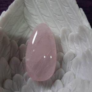 Rose quartz cab (bs)