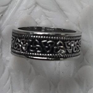 trinity ring size 9 (bs)