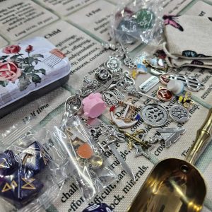Charm casting kit (b)