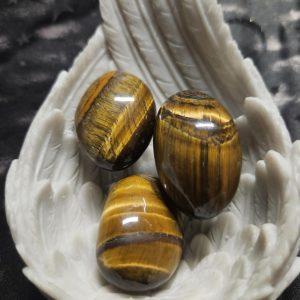 Tiger eye tumbles (hm)