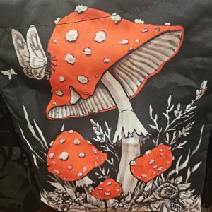 mushroom bag white/black/red