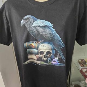 Raven On Skull - T-Shirt Black