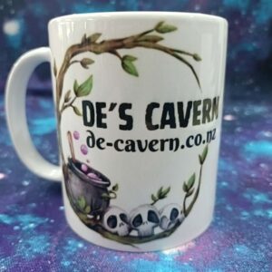 mug- De's Cavern